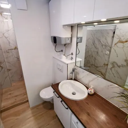 Ida - Royal View Apartment