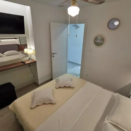 Apartment Ida - Royal View