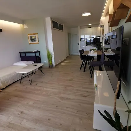 Apartment Ida - Royal View