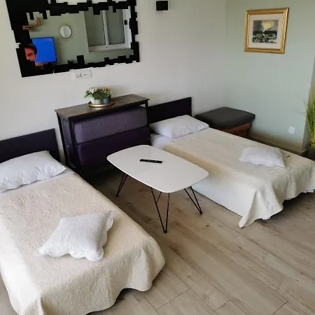 Ida - Royal View Apartment *